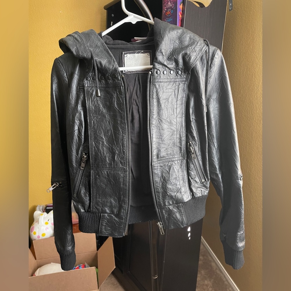 Leather Black Jacket - Female - Small